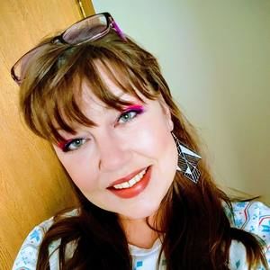 Meet your Posher, Kelly